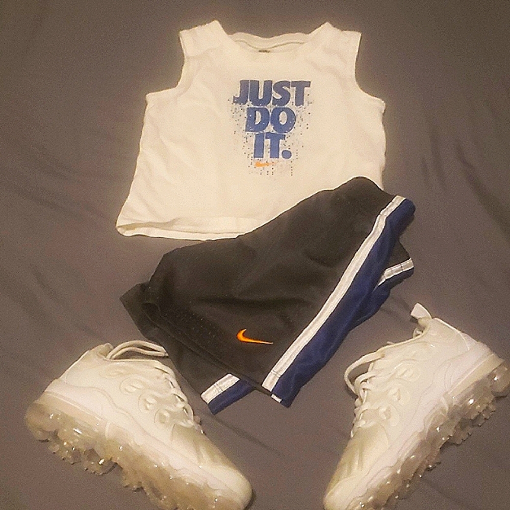 Nike 2pc set (shoes sold separately)